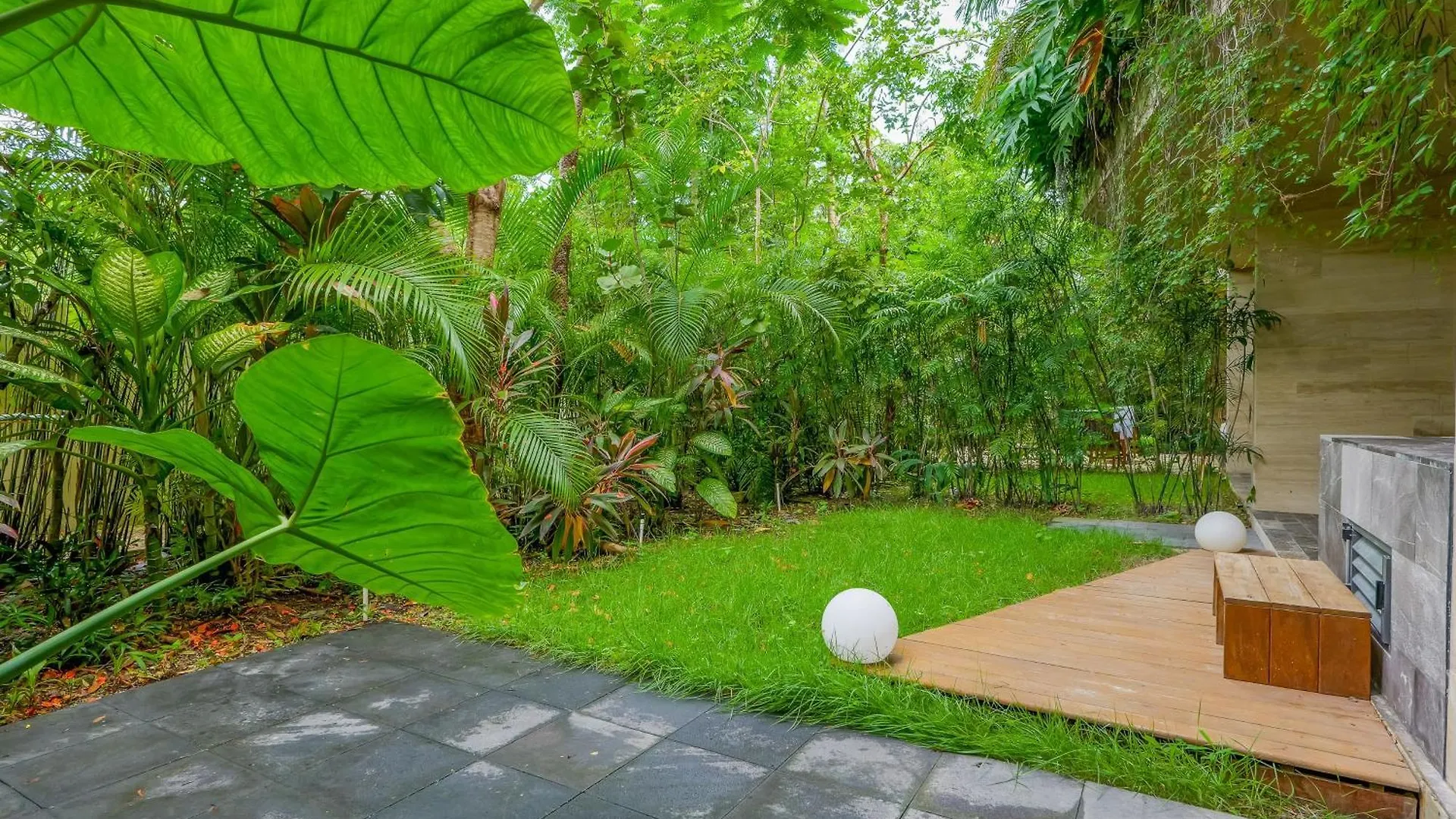 Mistiq E104 Apartment Tulum