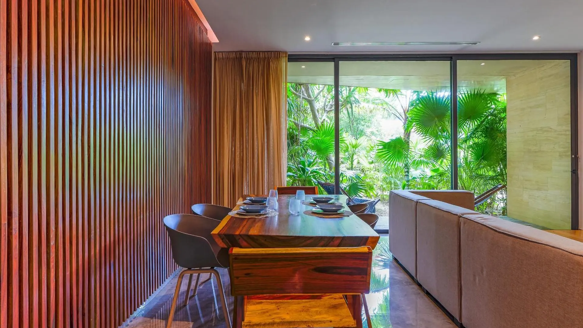 Mistiq E104 Apartment Tulum